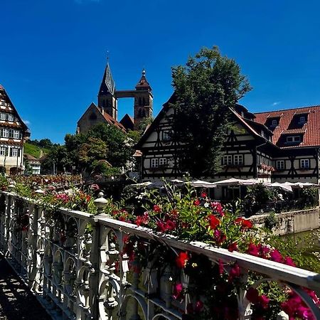 Nah Zur S-Bahn Und Altstadt Esslingen am Neckar Eksteriør billede