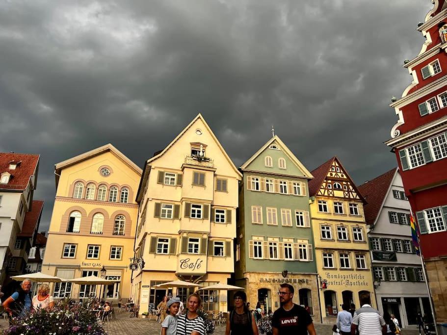 Nah Zur S-Bahn Und Altstadt Esslingen am Neckar Eksteriør billede
